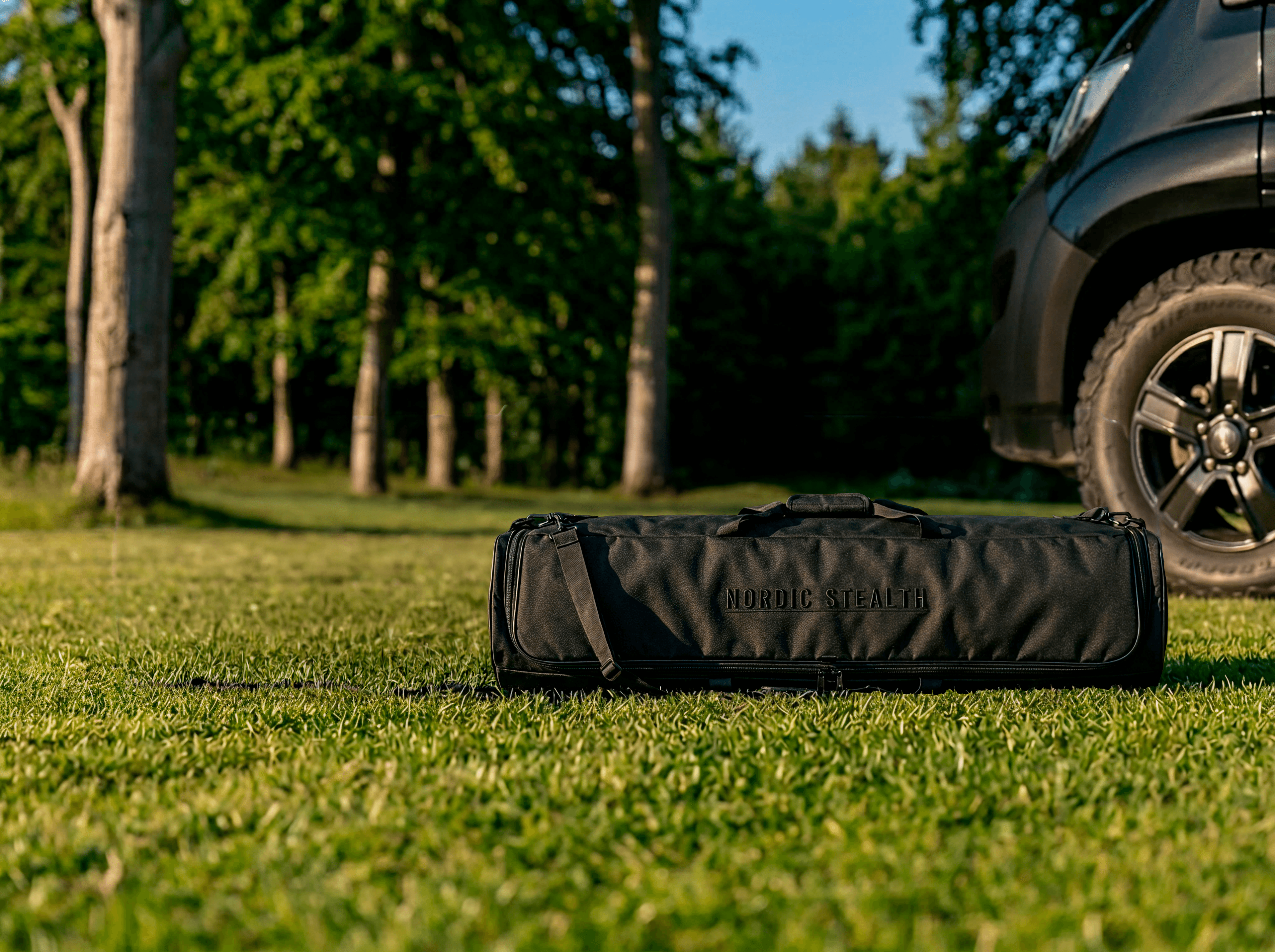 NordicStealth carry bag on grass